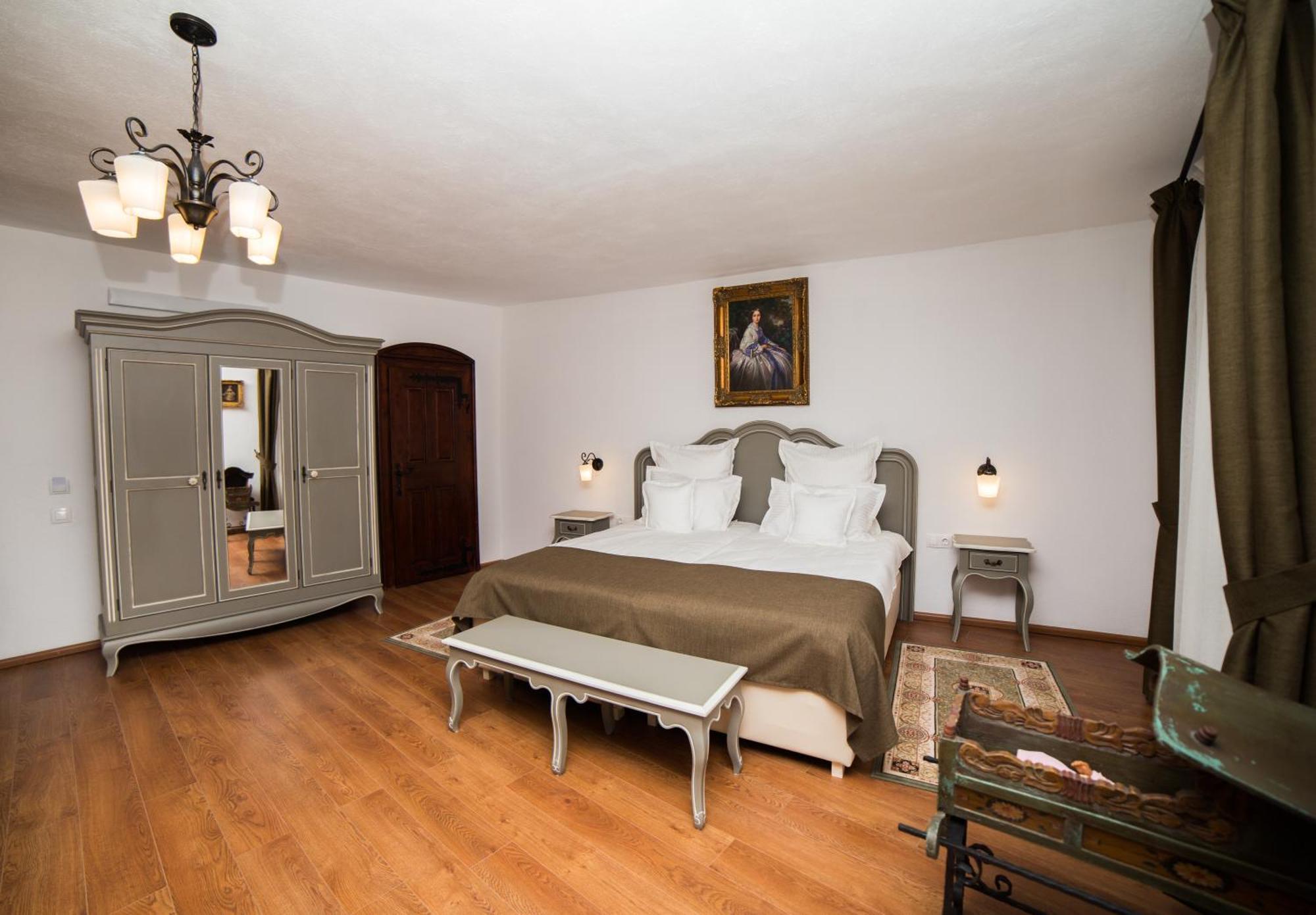 Taschler Haus Ξενοδοχείο Σιγκισοάρα Εξωτερικό φωτογραφία
